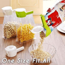Load image into Gallery viewer, New Seal And Pour Food Storage Bag Clip Seal Pour Food Storage Bag Clip Snack Sealing Clip Keeping Fresh Sealer Clamp Plastic
